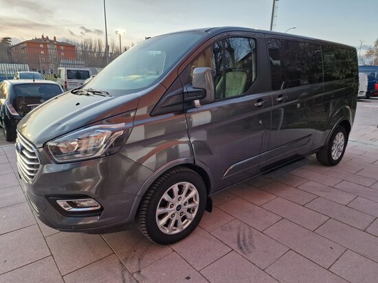 *RESERVADO* Ford Tourneo Custom 2018 Kombi 2.0 Titanium 9 Plazas Etiqueta C